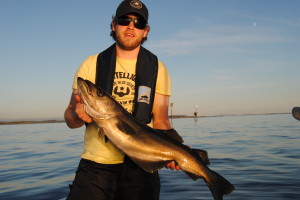 Sören mit seinem größten Fisch bisher, einen Pollack mit 5,5 kg und81 cm!